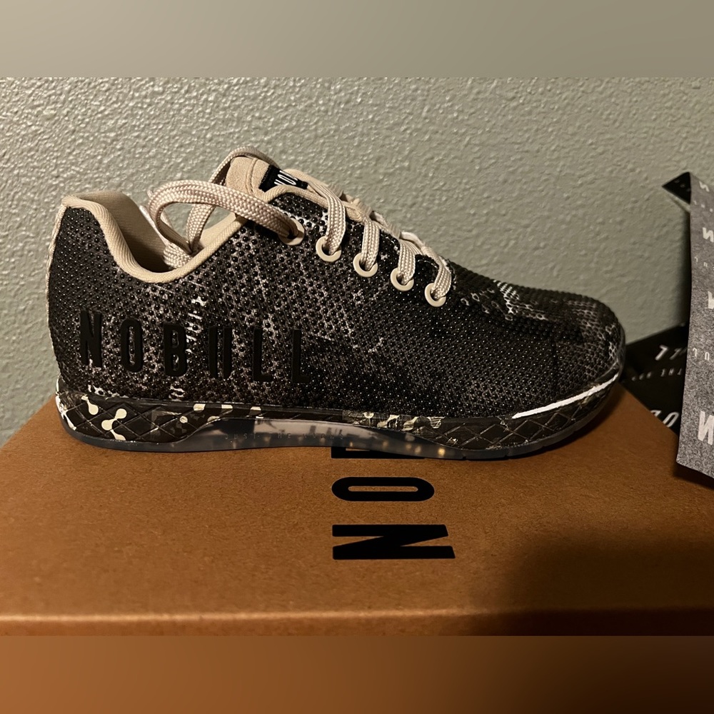 Training shoe